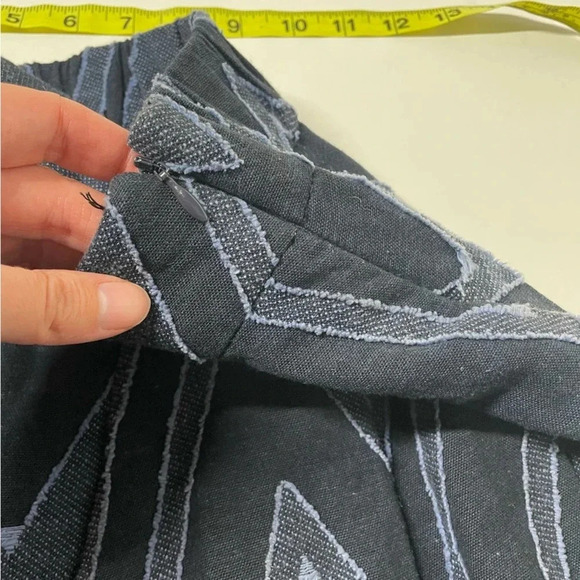 Anthropologie Eva Franco Textured-Chevron Midi Skirt Blue Ruffle Front Size 4 - Picture 13 of 16